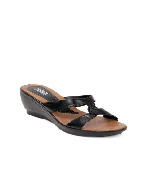 Senorita Women Black Sandals