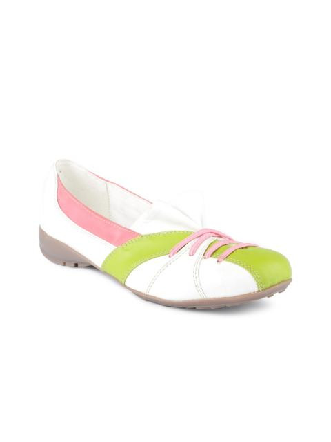 Catwalk Women Lifestyle White Casual Shoes