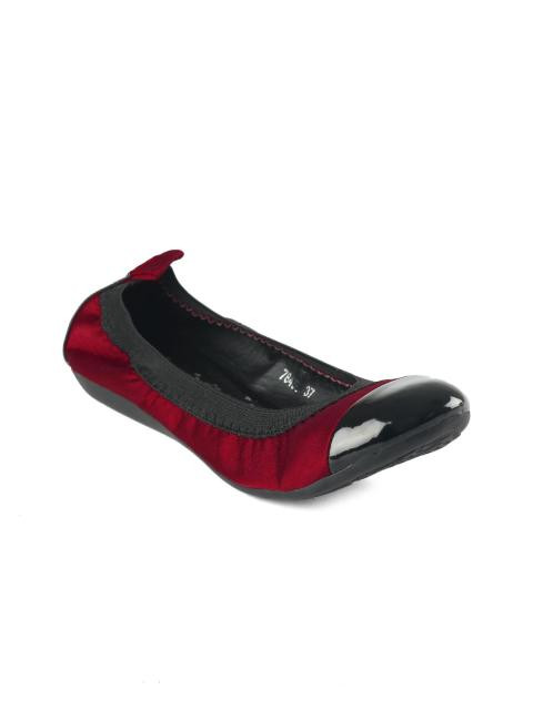 Catwalk Women  Red Casual Shoe