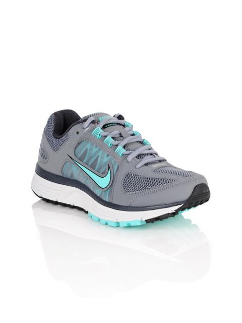 Nike Women Zoom Vomero Grey Sports Shoes