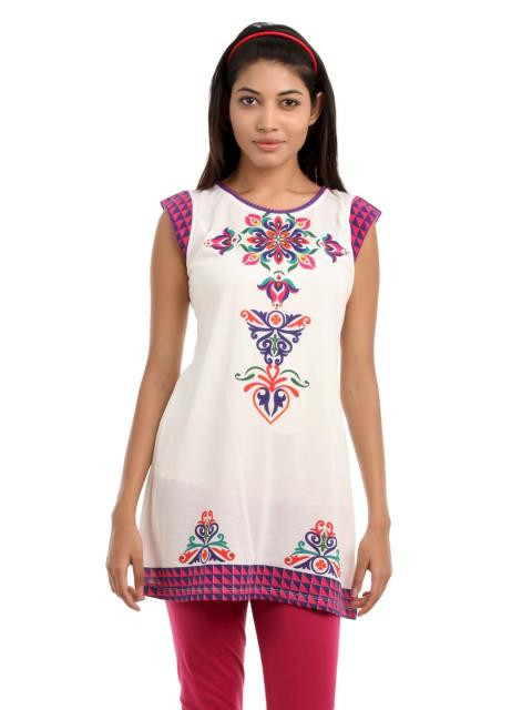 Fusion Beats Women White Printed Tunic