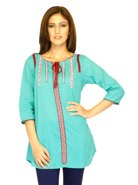 W Women Solid Green Kurtis