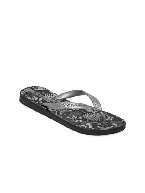 iPanema Women Silver Flip Flops