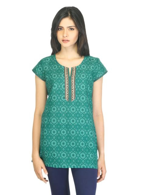 Aurelia Women Printed Green Kurti
