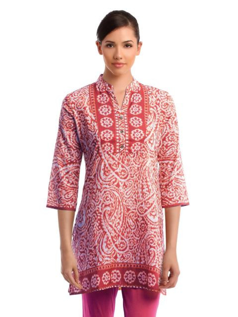 Ayaany Women Pink Kurti