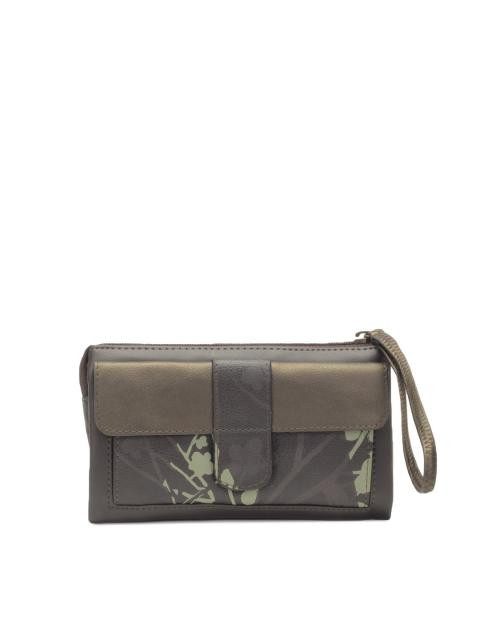 Baggit Women Brown Purse