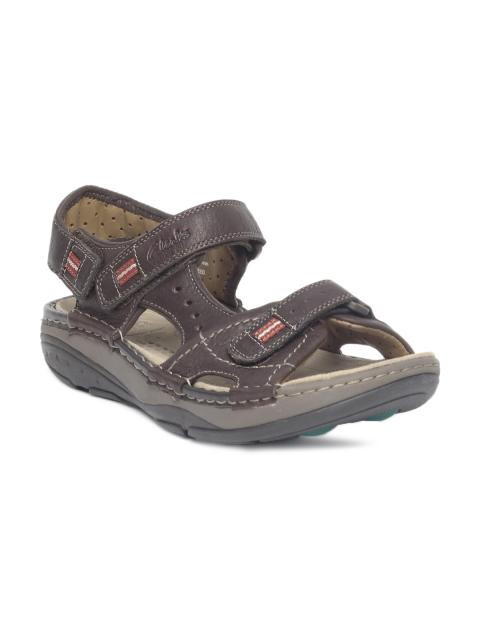 Clarks Men Brown Sandals