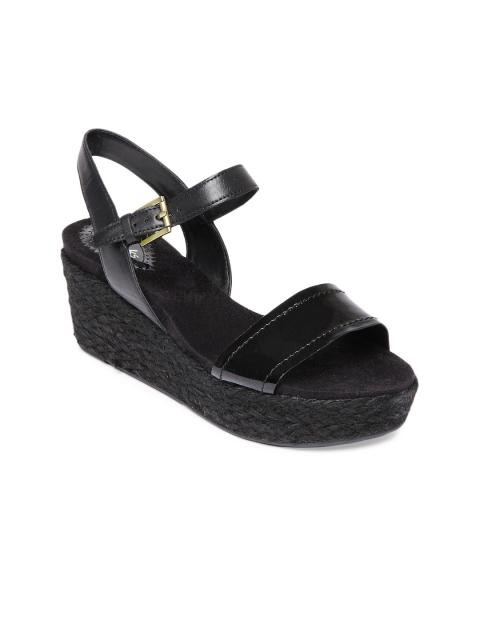 Clarks Women Black Onslow Beat Leather Wedges