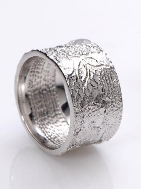 Lencia Sterling Silver Ring