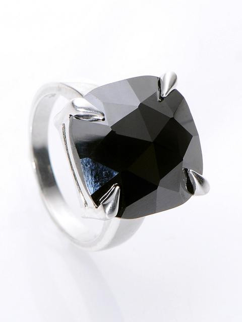 Lencia Sterling Silver Ring