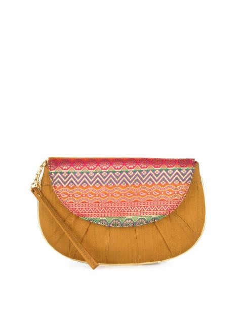 Pitaraa Women Mustard Clutch