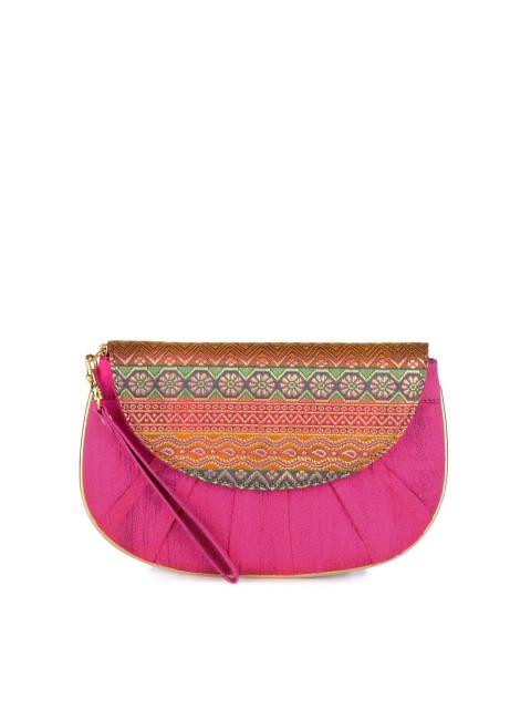 Pitaraa Women Pink Clutch