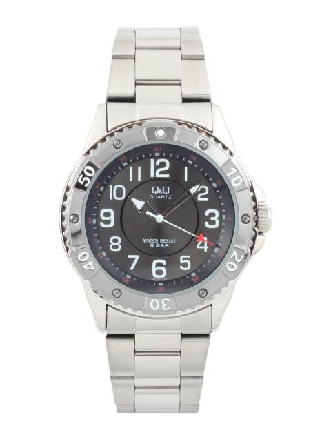 Q&Q Men Black Dial Watch