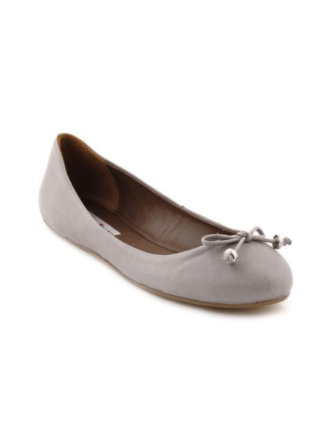 Enroute Women Casual Taupe Casual Shoes
