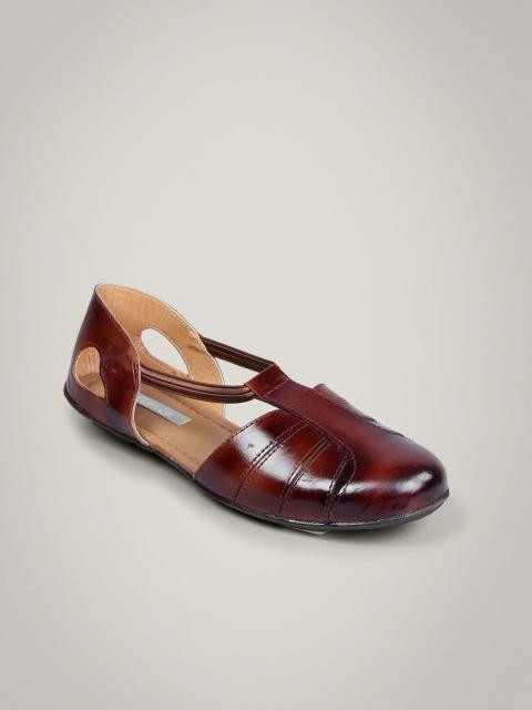 Catwalk Women Leather Brown Cut Flats