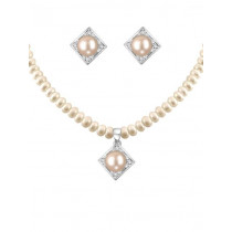 Miki Pearl Women Ivory Jewellery Set