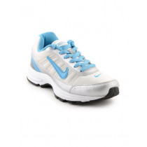 Nike Women Transform III Silver Sports Shoes