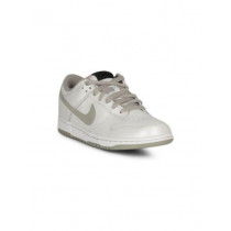 Nike Women Dunk Low Light Brown Shoe