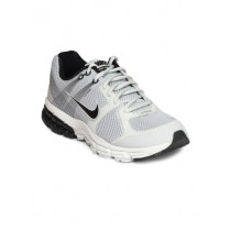 Nike Men Grey & White Sports Shoes