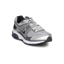 Nike Men's Air Max Moto White Shoe