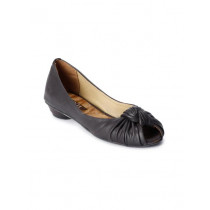 Rocia Women Brown Ballerinas
