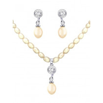 Miki Pearl Women Ivory Jewellery Set