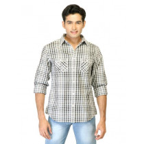 United Colors of Benetton Men Check White Shirts