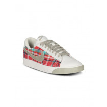 Nike Women Tennis Classic AC Light White Red Shoe