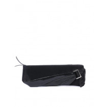 Baggit Women Black Clutch