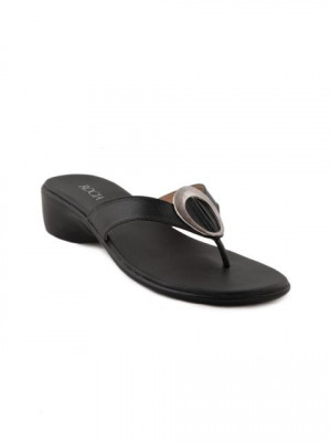 Rocia Women Black Flats