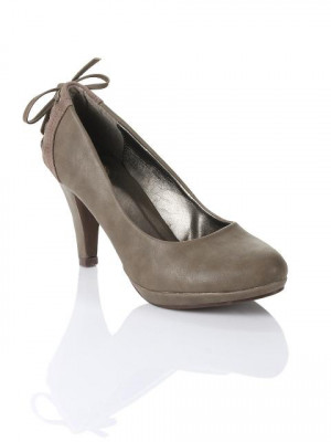 Cobblerz Women Beige Pumps