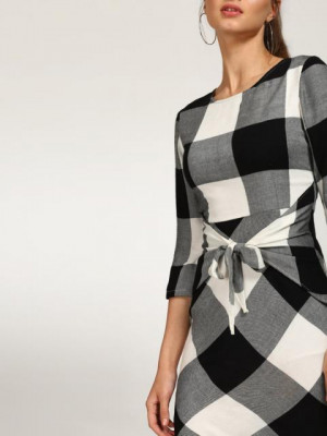 Reebok Women Grey Solid V-Neck T-shirt