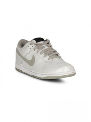 Nike Women Dunk Low Light Brown Shoe
