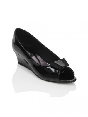 Rocia Women Black Wedges