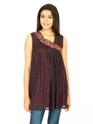 Scullers Women Solid Purple Tops