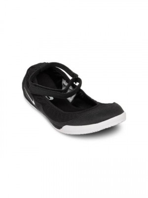 Nike Women Tenkay Slip Black Shoe