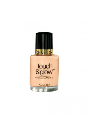 Revlon Touch And Glow Golden Mist Moisturising Make up 07