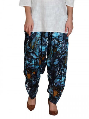 Shree Women Black Printed Patiala