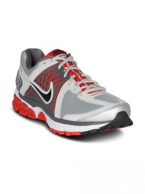 Nike Men's Zoom Vomero White Shoe