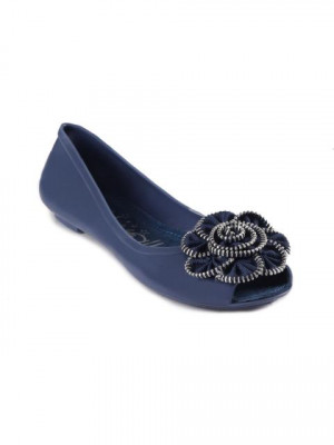 Catwalk Women  Blue Casual Shoe