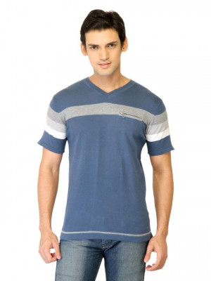 United Colors of Benetton Men Stripes Blue Tshirts