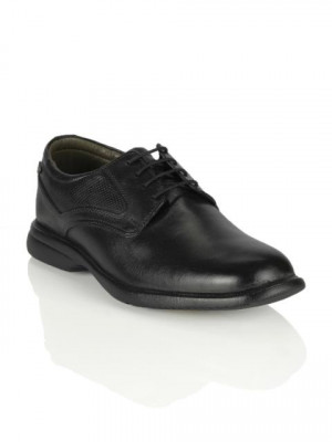 Red Tape Men Black Formal Shoes