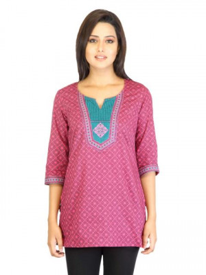 Aurelia Women Pink Printed Kurti